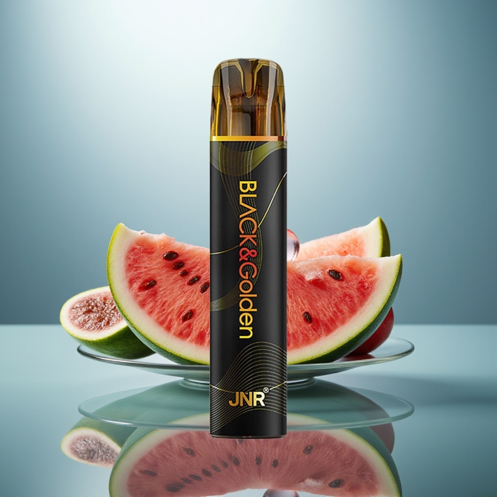 JNR Black&Golden 800 Puffs 550mAh 2ml Watermelon Bubble Gum